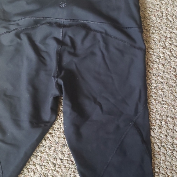 Memorial Day sale! Athleta capris running or yoga pants. LP size - Picture 4 of 6